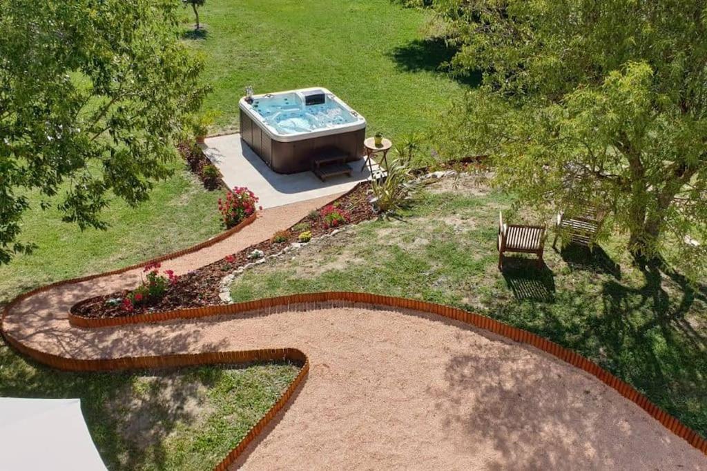 Les Prairies De Fenestrelle Spa & Piscine Au Calme Aubagne Exteriér fotografie