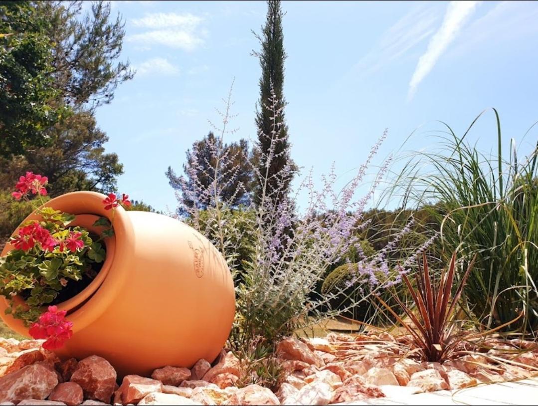 Les Prairies De Fenestrelle Spa & Piscine Au Calme Aubagne Exteriér fotografie