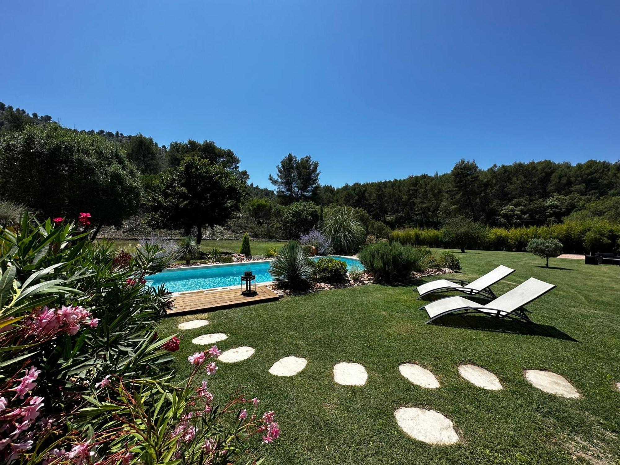 Les Prairies De Fenestrelle Spa & Piscine Au Calme Aubagne Exteriér fotografie